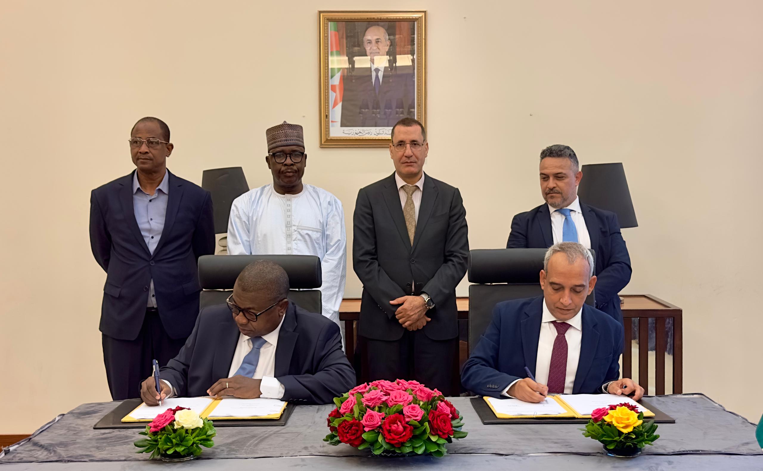 Lire la suite à propos de l’article NIGER TÉLÉCOMS SÉCURISE UNE CONNEXION DE 100 GBPS AVEC L’ALGÉRIE