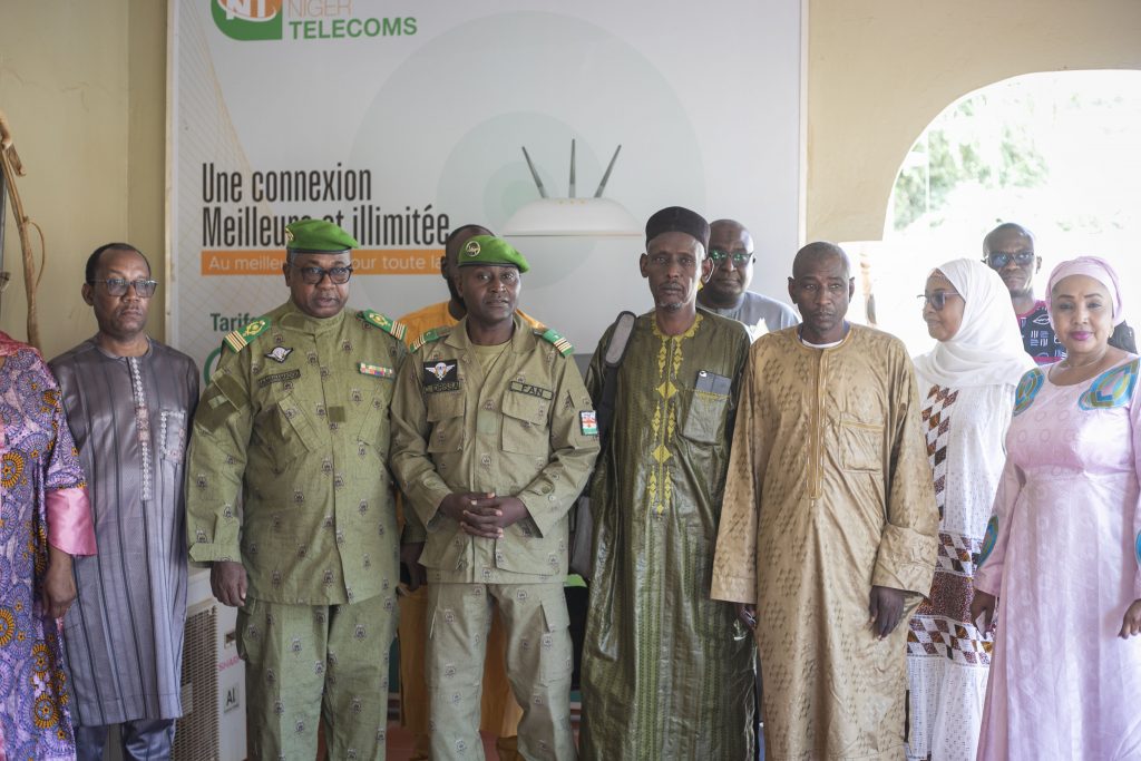 Le Directeur Général de l’ARCEP en visite à Niger Télécoms